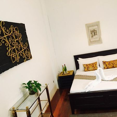 Love Lane 56 Hotel Джордж Таун Екстериор снимка